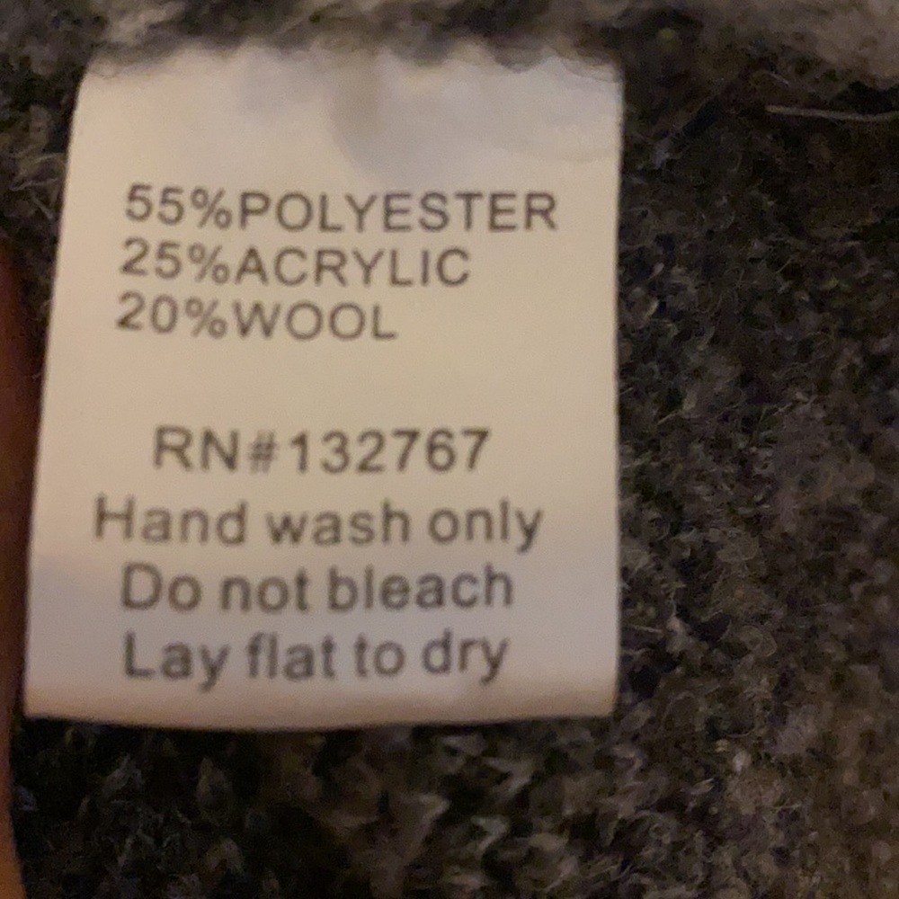 NWT Beautiful Sweater Jacket from BACIANO - Picture 5 of 7